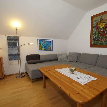Feriehus Charming Flat Steps Away From The Upper Unit